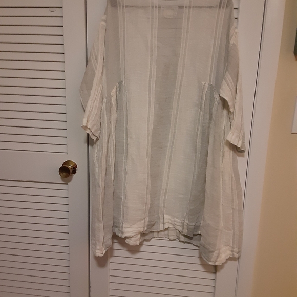 M by Design White Textured Blouse - Picture 5 of 9